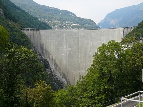 Verzasca Dam